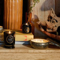 Miniatyrbillede 4 af 5: Voluspa 3-Wick Candle Decorative Tin Burning Woods 340g White