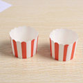 Pikkukuva 5 / 5: 50X Cupcake-käärepaperi, kakkukapselit, leivontakupit, vuorat, muffinssi, keittiöleivonta, punaiset raidat [D] Red