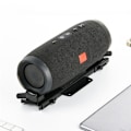 Miniatyrbild 5 av 5: Robust väggmonterad stativhållare i metall för JBL Flip 4/5/6 Smart Speaker