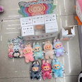 Miniatyrbillede 3 af 4: TIL 2025 NY 3. LABUBU THE MONSTERS BIG INTO ENERGY PLYS BLIND BOX LEGETØJ Ny[D] Love