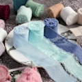 Miniatyrbillede 2 af 5: 1 rulle bånd festlig håndlavet DIY håndværk 3,8 cm bryllupsinvitationer gave frynser kunstig silkebånd til bryllup C