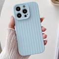 Pikkukuva 1 / 5: iPhone 13 Pro -kotelo pystysuorilla raidoilla, naarmuuntumaton suojaava nestemäinen silikonipuhelinkotelo Sky Blue