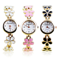 Miniatyrbillede 2 af 5: Dame Pige Mode Daisy Blomst Armbåndsur Analog Kvarts Urværk Black