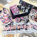 Pikkukuva 4 / 4: Stray Kids New Maxident Box Set Kpop-tuotteet, valokuvat, kaulakoru, avaimenperä Skz-faneille A