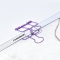 Miniatyrbilde 5 av 5: Ekstra store bindersclips, hul lang hale-clips 3,2 cm, flere farger, store papirklemmer for kontor- og skoleutstyr (10 stk.) (D-V2) purple