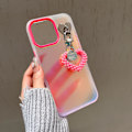 Miniatyrbillede 3 af 5: Laser-effekt etui til iPhone 13 Pro Max 6,7 tommer - PC+TPU anti-ridse cover med perlehjerte-vedhæng Rose