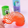 Miniatyrbillede 3 af 5: 12 stk Mini Regnbue Magic Springs Legetøj Enhjørning Gave Fødselsdagsfest Gave Souvenir Giveaway Gaver Børn Børn Piñata Fyld 12pcs3