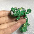Pikkukuva 2 / 2: Disney Anime Tangled Mini Rapunzel -hahmo Pascal-kameleontti lelulahja
