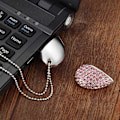 Miniatyrbillede 4 af 5: Hjerteformet U-disk (16GB pink diamant hjerte)