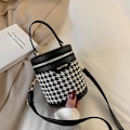 Miniatyrbild 2 av 5: Crossbody-väska för mobiltelefon - Damhandväska i konstläder med justerbar rem A916-957 B
