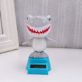 Miniatyrbillede 2 af 5: Tegneseriehaj Kreativ Pynt (Grå)