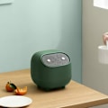 Miniatyrbilde 4 av 5: Ninja Shape Mini Søppelbøtte for Skrivebord med Trykklokk, Gul