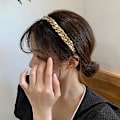 Miniatyrbillede 3 af 4: Søde Enkle Pandebånd Hår Loop Flettet Kæde Design Tyk Akryl Hårspænde Uden Tænder Til Silver