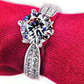 Miniatyrbillede 1 af 3: Damen Mode Zirkon Inlay Ring Luxus Versilberte Legierung Fingerring Schmuck 8