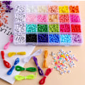 Miniatyrbild 5 av 5: 24 Färgglada Bokstavspärlor i Rutnätlåda Glasrispärlor Handgjorda Halsband DIY Pärltillbehör Set -Färg B