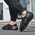 Miniatyrbild 3 av 3: Nya Beach Foam Runners sandaler unisex black 43