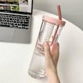 Miniatyrbild 3 av 3: Drickskopp med sugrör och lock, resekopp för lemonad, smoothie & juice, återanvändbar 700 ml plastgul yellow
