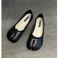 Miniatyrbild 1 av 5: Tabi Ninja Skor Kvinna Mikrofiber Läder Bekväma plattor Delad tå Tofflor Mjuk botten Loafers Rejäla shorts dammockasiner 35-40 black flats 6.5