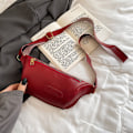 Miniatyrbild 1 av 10: Midjebältesväska Fanny Pack RÖD - on stock Red