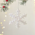 Pikkukuva 1 / 10: Joulukuusen riipukset Puuriipus PEARLY SNOWFLINGS PEARLY - spot ale Pearly Snowflakes