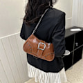 Pikkukuva 3 / 10: Niitti-olkalaukku Crossbody laukku BLACK - spot-myynti Black