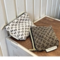 Pikkukuva 3 / 10: Square Bag Meikkilaukku VALKOINEN - spot-myynti white