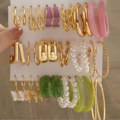 Pikkukuva 1 / 10: Twist Chain Earrings Single Earring - spot-myynti B