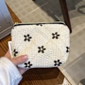 Pikkukuva 1 / 10: Square Bag Meikkilaukku VALKOINEN - spot-myynti white