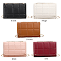 Pikkukuva 4 / 11: Olkalaukut Messenger Bag RED - varastossa red