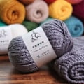Pikkukuva 9 / 10: 100g Villalankaa Villa virkkauslankaa - varastossa 08
