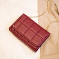 Pikkukuva 9 / 11: Olkalaukut Messenger Bag RED - varastossa red