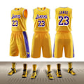 Pikkukuva 1 / 2: #23 Lebron James Koripalloasusetti Lakers Nuorten Paita Uusi Tuote Children (110-120cm)