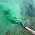 Miniatyrbild 3 av 5: Färgglad Rökeffekt Show Rökfotografi Rekvisita Dragringstyp Färgad Rökrörsbomb Film Specialrekvisita Utomhusscen Reklam Bakgrundsrök