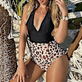 Miniatyrbilde 3 av 5: Kvinners badedrakt i ett stykke med fargeblokker, knyting, V-hals, halterneck og brystputer Leopard print XL