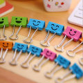 Miniatyrbilde 5 av 5: 40 stk. 19 mm søte utklippte smile-bindersklips $40 stk. mini farge metall foldback morsomme klips med søtt utklippet smilefjes $40 stk. utklipp