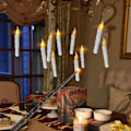 Pikkukuva 3 / 5: Levitoidut kynttilät taikasauvan kaukosäätimellä, 12 kpl LED-liekittömät välkkyvät tikku-kynttilät paristoilla Harry Potter Levitoidut kynttilät Valkoinen-WELLNGS