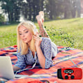Pikkukuva 4 / 5: Aurinkokäyttöinen käsikampi-radio, 2000 mAh:n virtapankki LED-taskulamppu