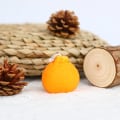 Miniatyrbilde 5 av 5: Appelsinformet duftlys, fruktaroma soya voks dekorativt lys for bord Ph Trumpet ugly orange