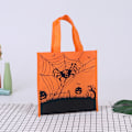 Miniatyrbilde 3 av 5: 4 stk. Halloween-gaveposer i non-woven-material, gjenbrukbare gresskar, spøkelsesslott, edderkopp-totebag for Halloween-fest, Halloween-gaver (7,8\" x 7,7\" x 3,3\")