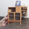 Miniatyrbillede 4 af 5: 1/12 Miniature Simuleret Træskabsskabe Mini Kabinet Møbler Tilbehør