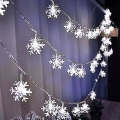 Pikkukuva 2 / 5: 80 Led 10m S, F String S, Fy S, Rs, Tree Rats,