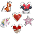 Miniatyrbilde 1 av 5: Sett med 6 Mickey Mouse-hode, Mickey Mouse-ansikt, Minnie Mouse, enhjørning, dinosaur, hjerte og stjerne kakeform, sand
