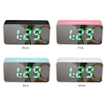 Miniatyrbild 4 av 5: Digital RVB LED väckarklocka färgad med skrivbordstermometer driven av USB/batteri och justerbar ljusstyrka, 3 alarm, snooze-funktion, USB-laddningsfunktion