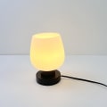 Miniatyrbillede 4 af 5: Touch-sengelampe - Moderne lille lampe til soveværelse, stue, natbord, bordlampe med hvid opalglasskærm, varm LED-pære, 3-vejs dæmpning