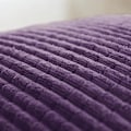 Pikkukuva 4 / 5: Vaalean violetti samettinen koristetyynynpäällinen 45x45cm olohuoneeseen, 2 kpl