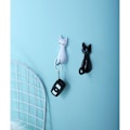 Miniatyrbild 2 av 5: Vit och svart katt sugpropp krok - Väggkrok, grova kläder för kläder, plast (ABS),