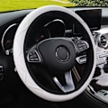 Miniatyrbild 1 av 5: Andningsbar bilrattskydd, halkfri rattskydd, 15 tums rattskydd inuti General Motors delar (vit)