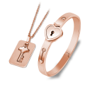 Miniatyrbillede 1 af 5: Sæt af Master Collection håndjern lås armbånd og nøgle halskæde par armbånd koncentrisk lås kærlighedslås titanium stål armbånd nøgle (Square Plate Rose
