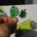 Pikkukuva 5 / 5: 8 kpl Monstera-kasvin jääkaappimagneettia, trooppiset lehdet Jääkaappimagneetti 3D Kasvi Jääkaappimagneetti Söpö koristemagneetti Tarrat Jääkaapille Lokerosetti