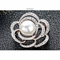 Miniatyrbillede 2 af 4: Udhullet rose blomst diamant broche kvindelig mode perle kjole iført corsage gave til elsker